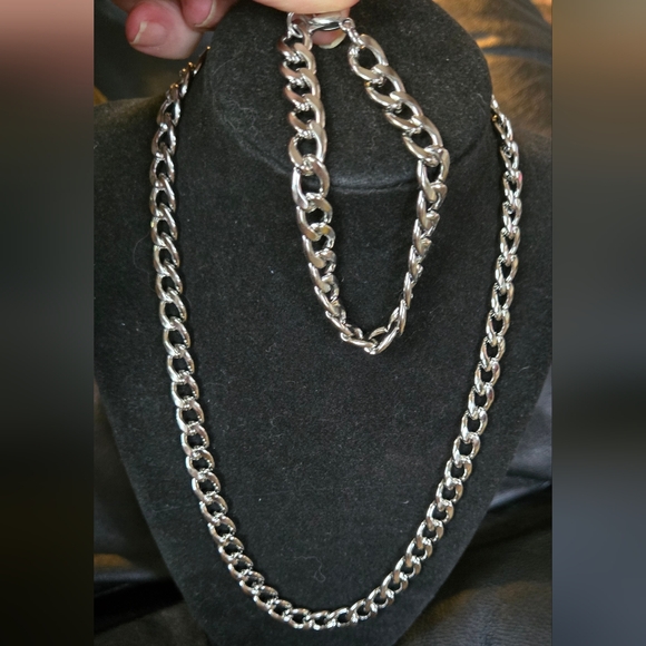 Stainless steel Men's Anchor chain 20" & 9" necklace & bracelet set - Picture 6 of 8